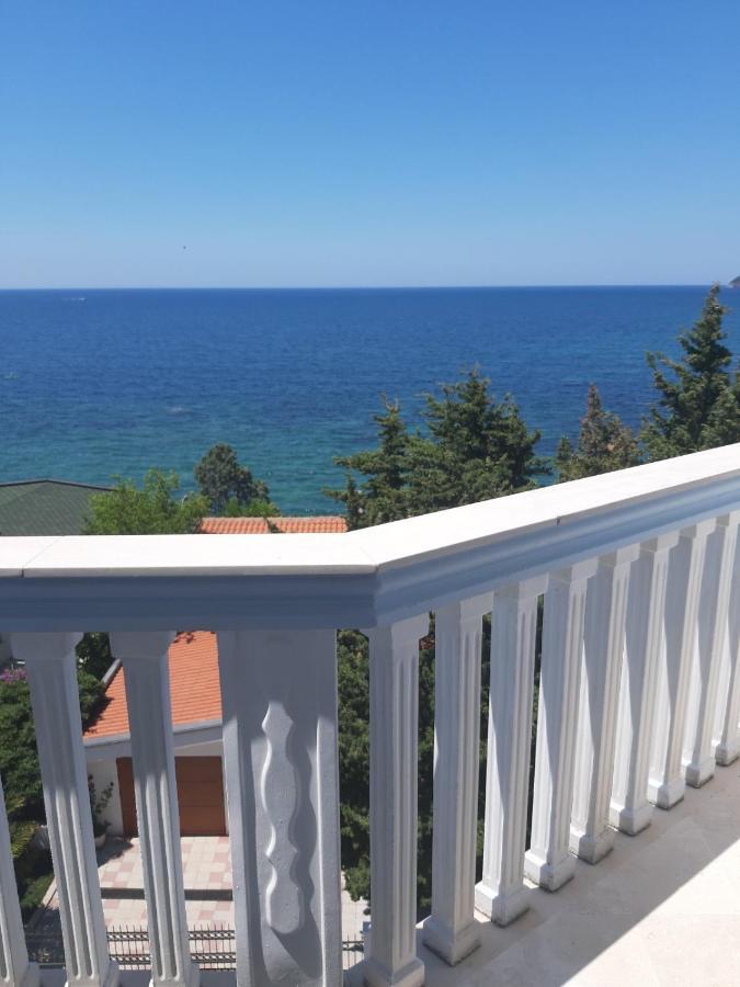 Guest House Perovic Сутоморе Экстерьер фото